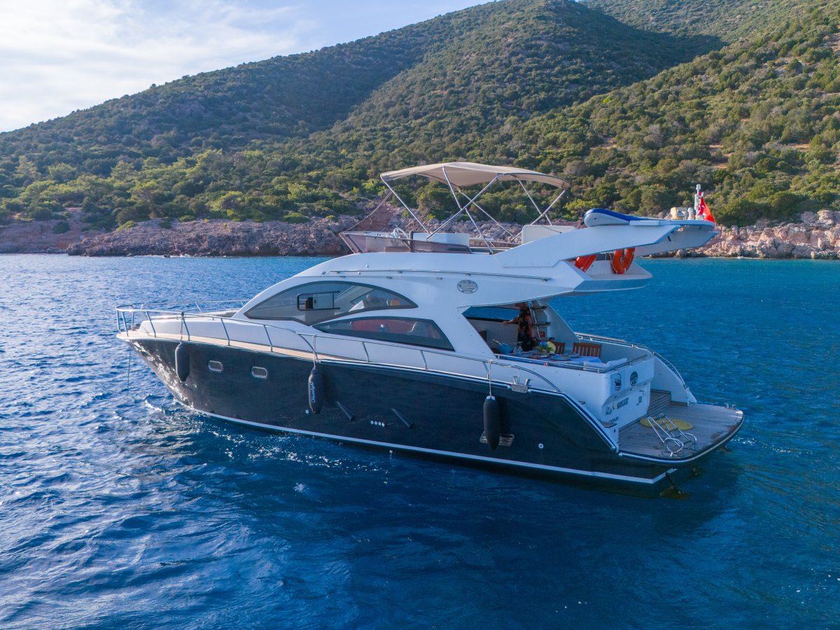M/Y 034