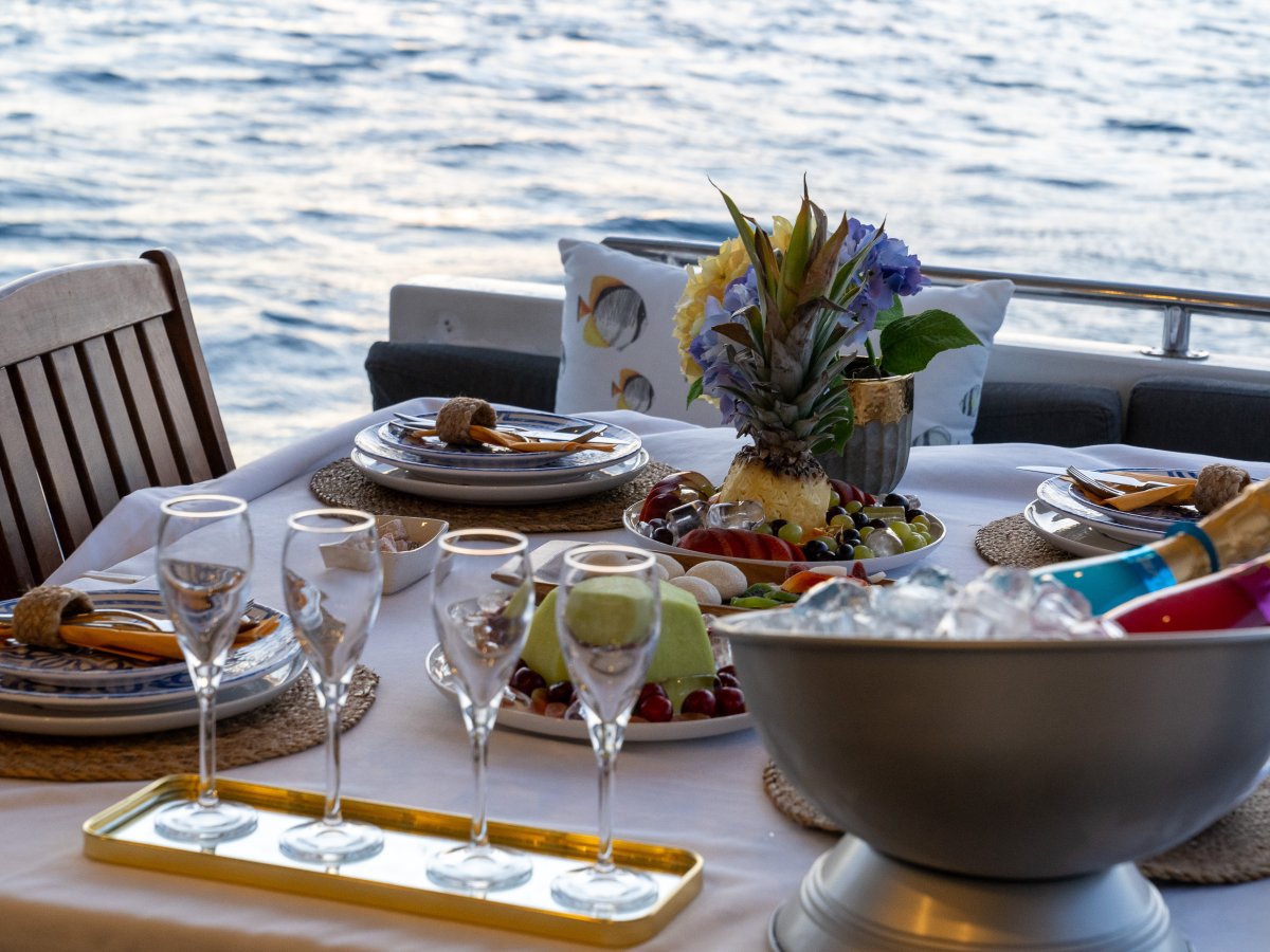 M/Y 034