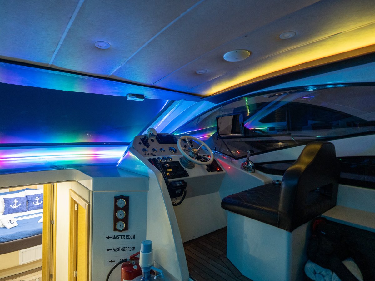M/Y 034